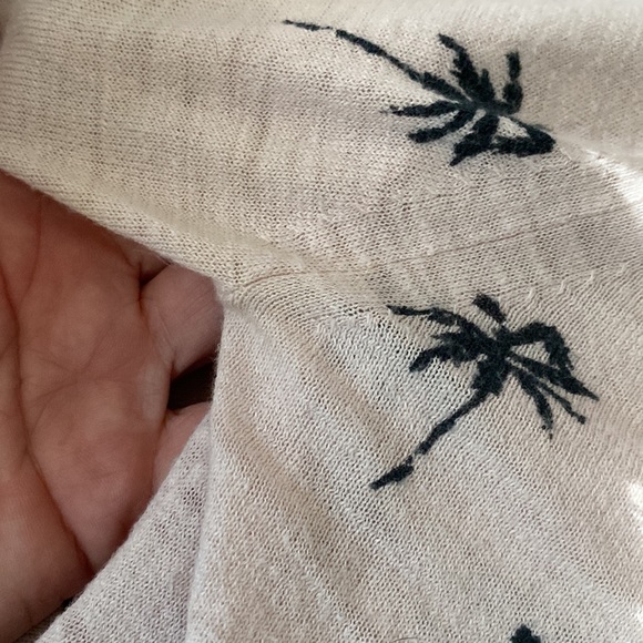 Skull Cashmere Elie Palm Tree Tee in Lilac Blossom Charcoal💗🌴💗 - Picture 7 of 11